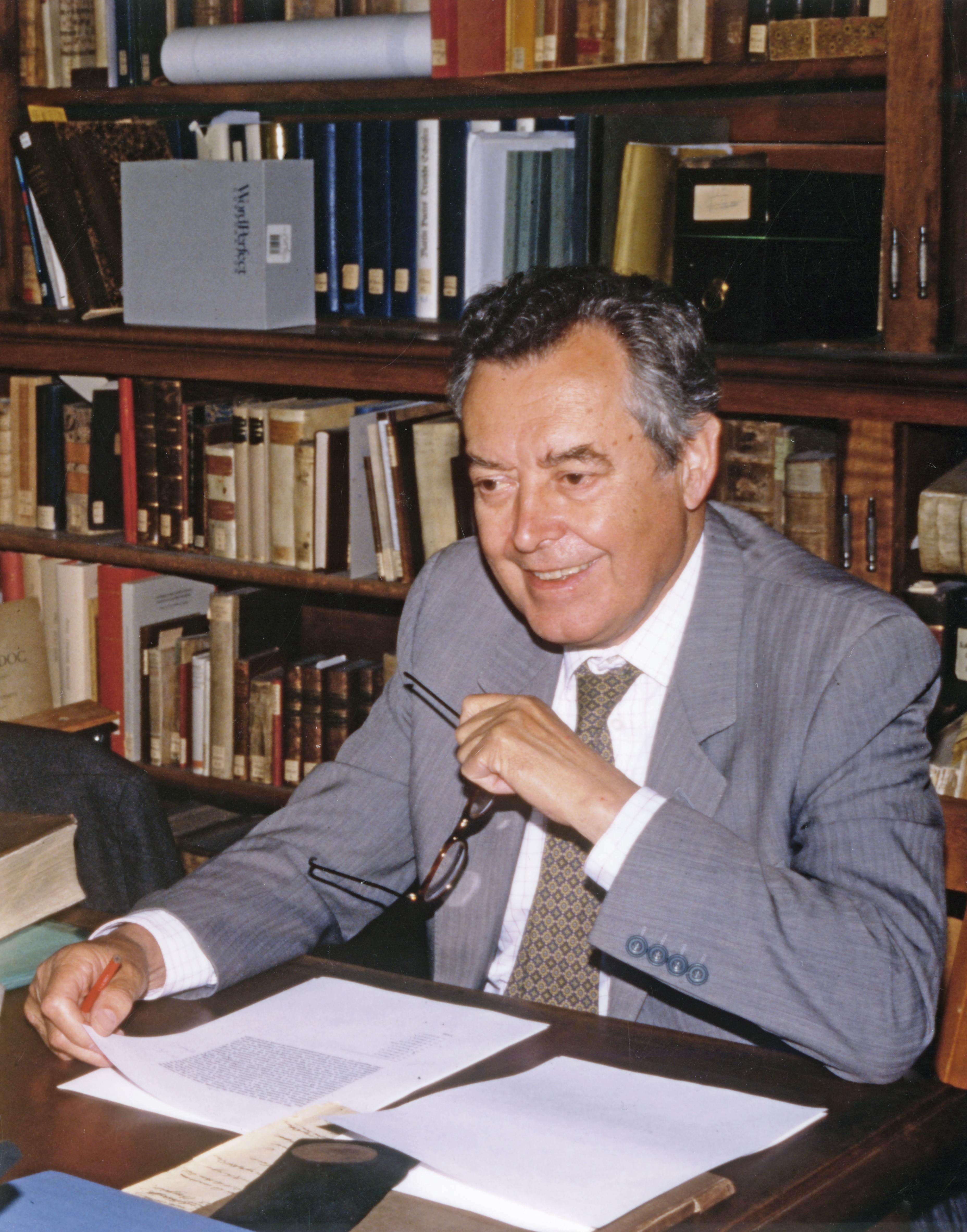 Alain Dufour dans l’ancien Institut d’histoire de la réformation (1996)