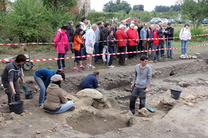 Fouilles en publice de la ferme d'Ithe