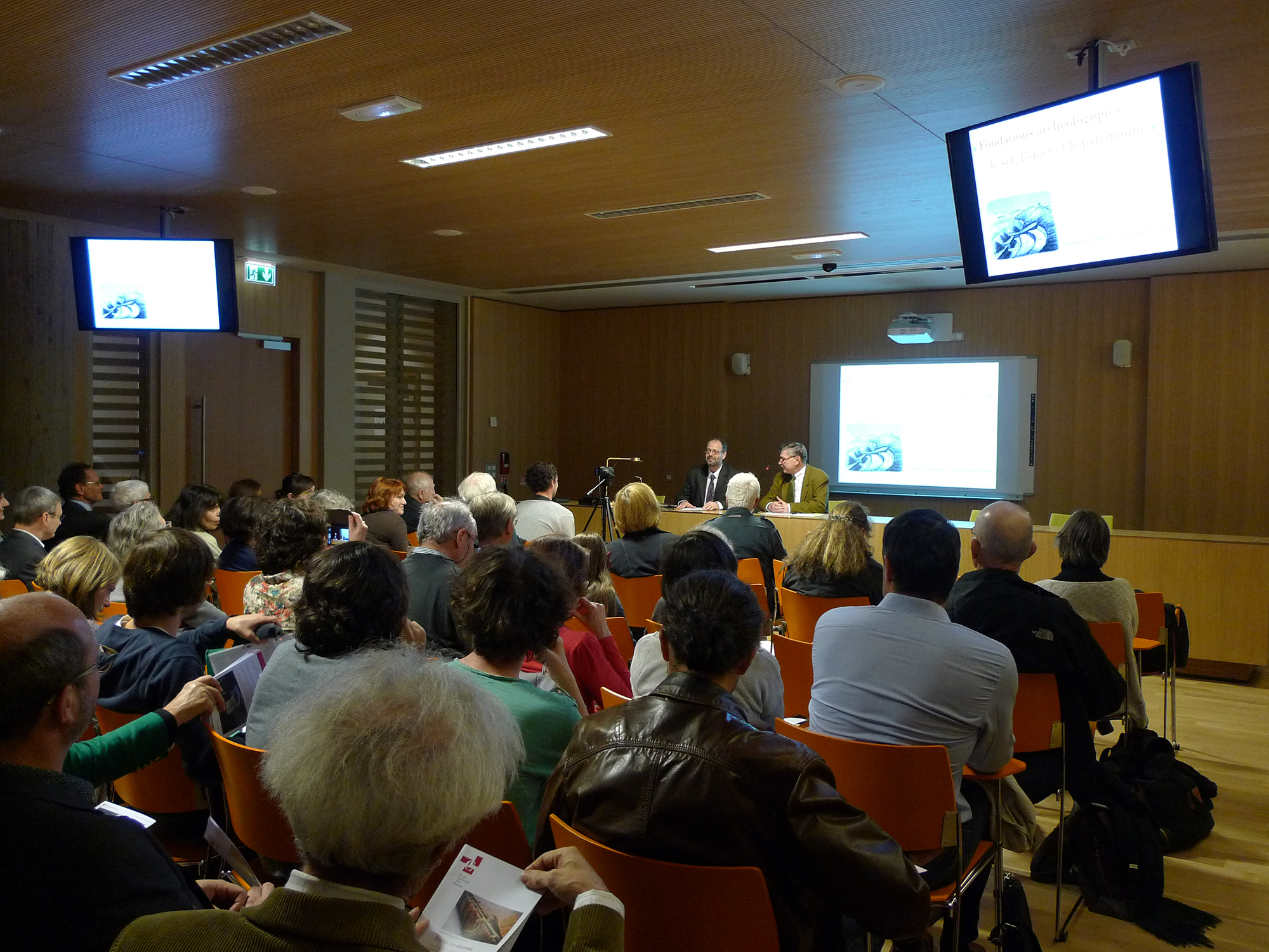 Cours inaugural d'archéologie de Nathan Schlanger