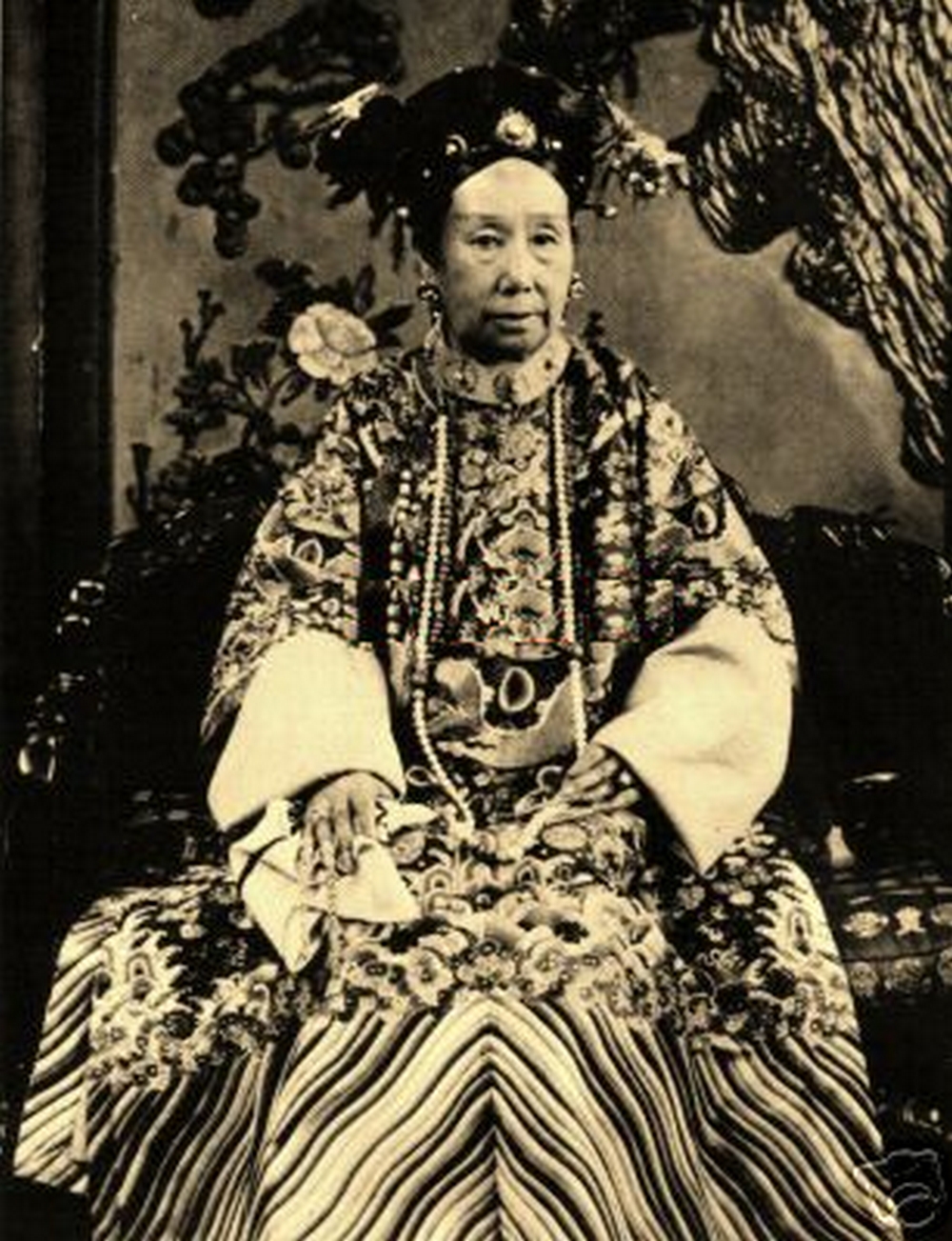 L'impératrice Cixi, en 1902 